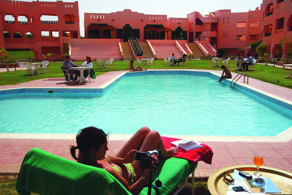 Solymar Pioneers Kharga Oasis Exterior foto